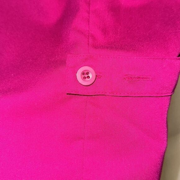 Grey’s Anatomy L V-Neck Short Sleeve Scrub Top in Cosmo Pink - Picture 11 of 12